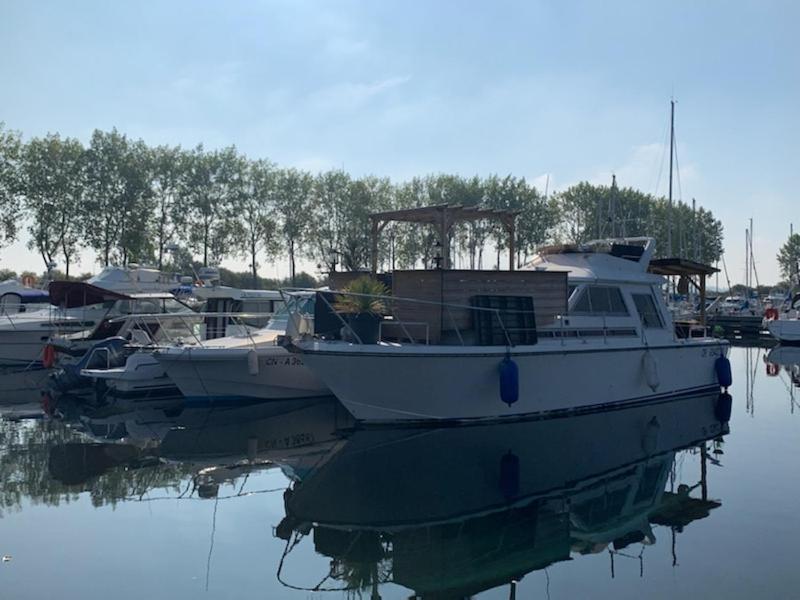 Magnifique Bateau Maison Hotel Ouistreham Kültér fotó