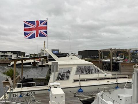 Magnifique Bateau Maison Hotel Ouistreham Kültér fotó
